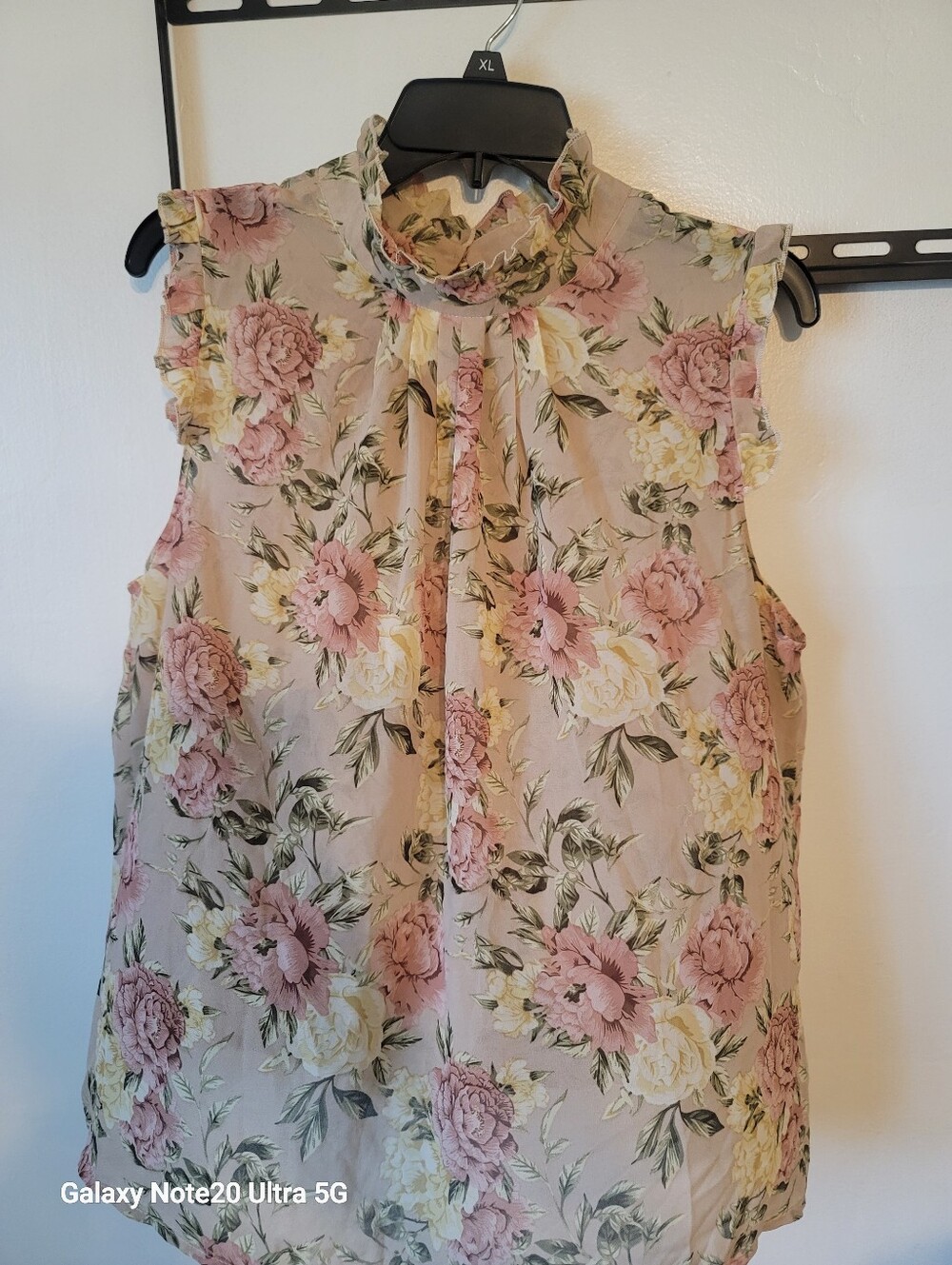 Sleeveless Floral Ruffle Neck Blouse - Pink Floral